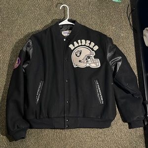 Vintage rare Varsity jacket raiders. Original chalk line. XL